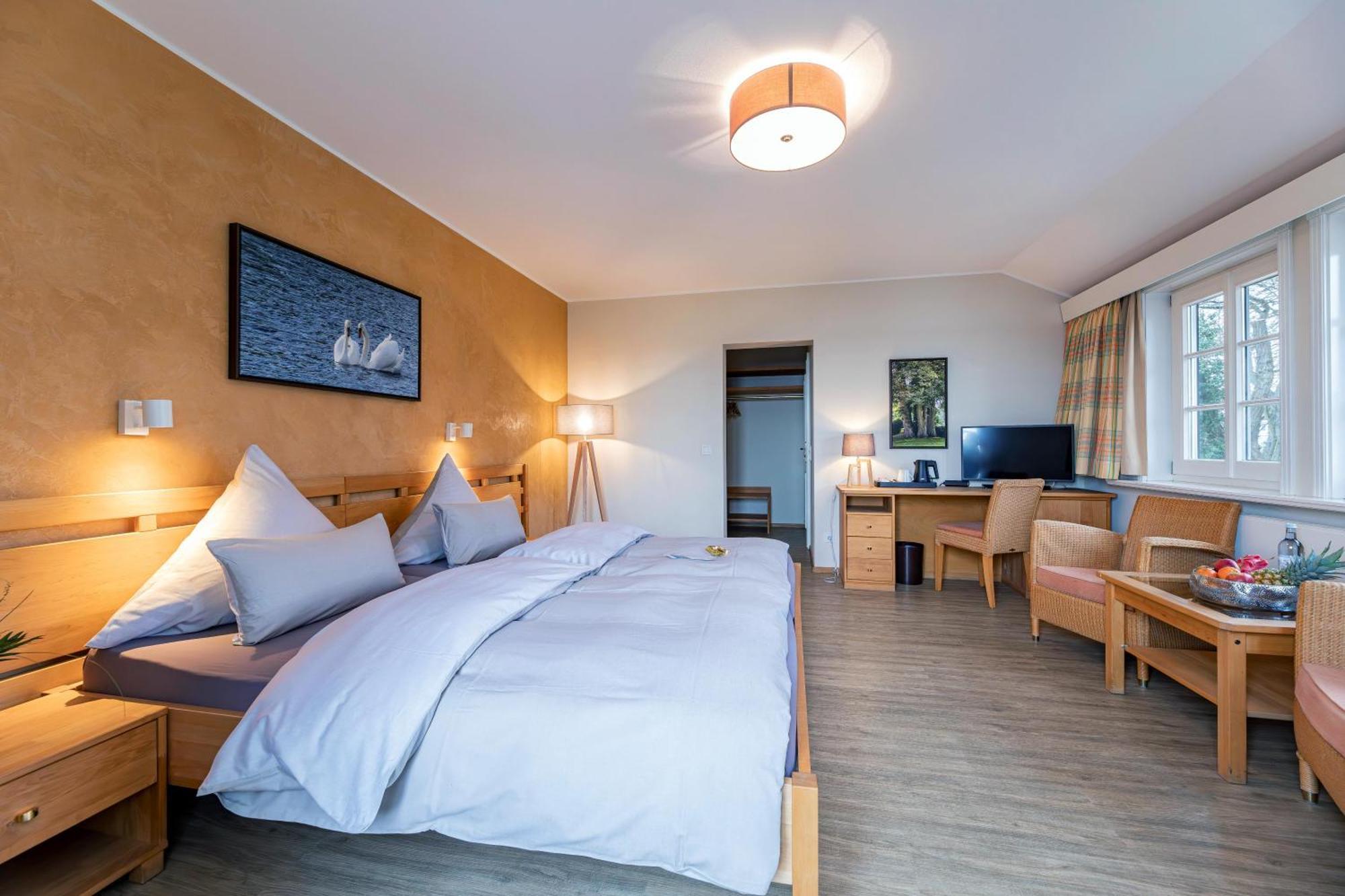 Seehotel Zarrentin Zarrentin am Schaalsee Luaran gambar