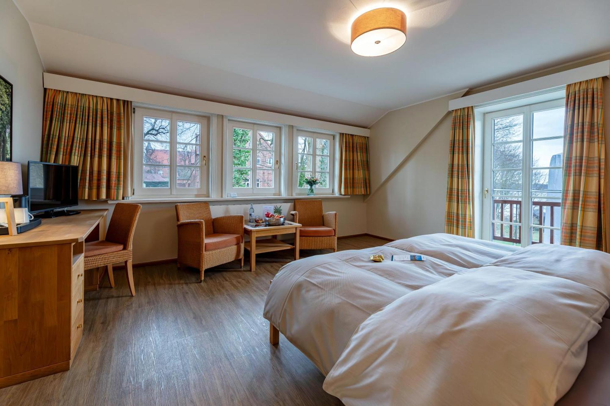 Seehotel Zarrentin Zarrentin am Schaalsee Luaran gambar