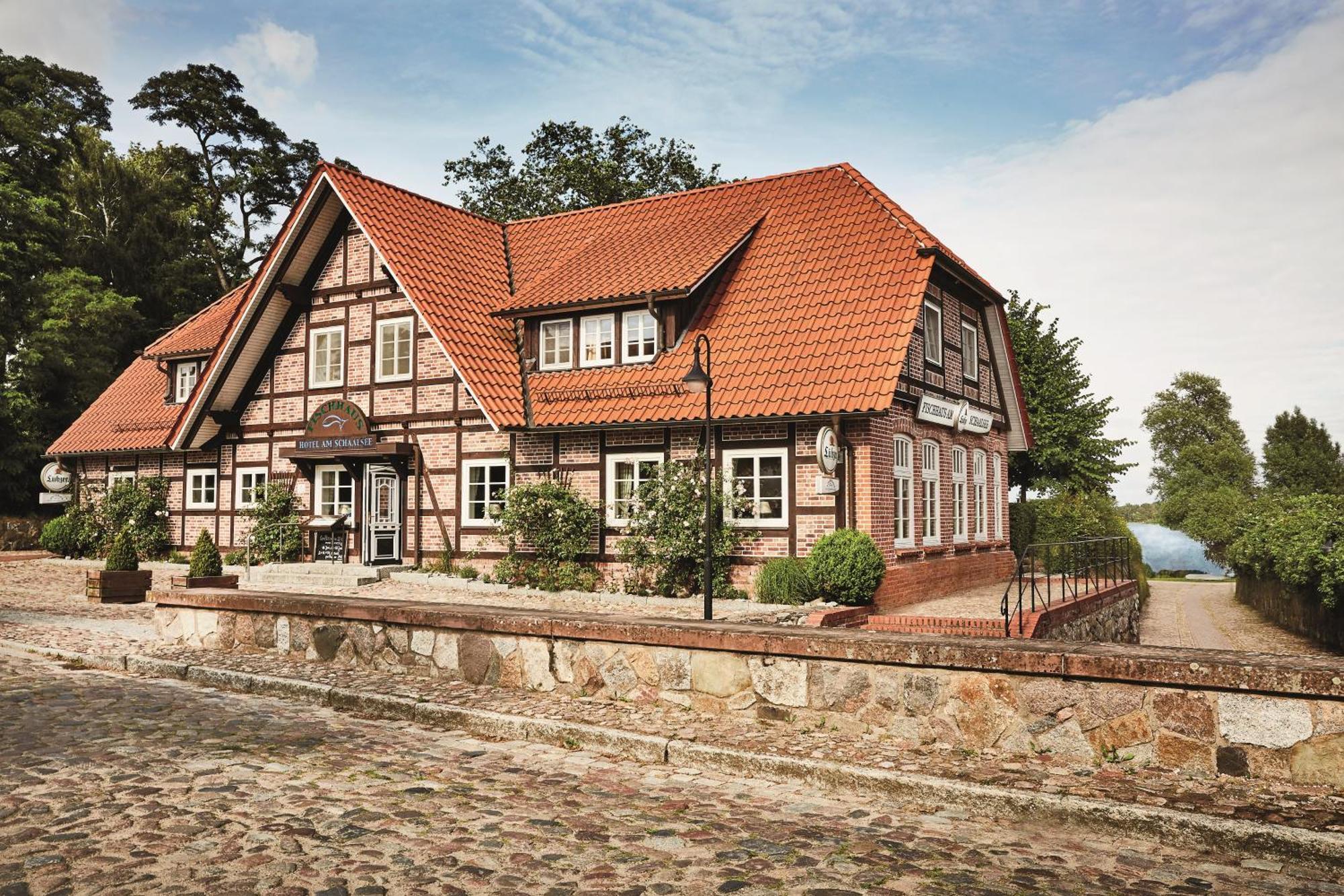 Seehotel Zarrentin Zarrentin am Schaalsee Luaran gambar